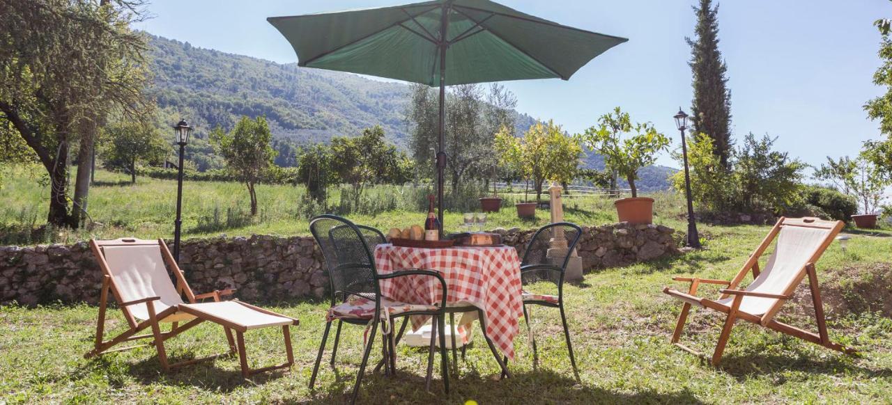 Agriturismo I Melograni Ferentillo Екстериор снимка